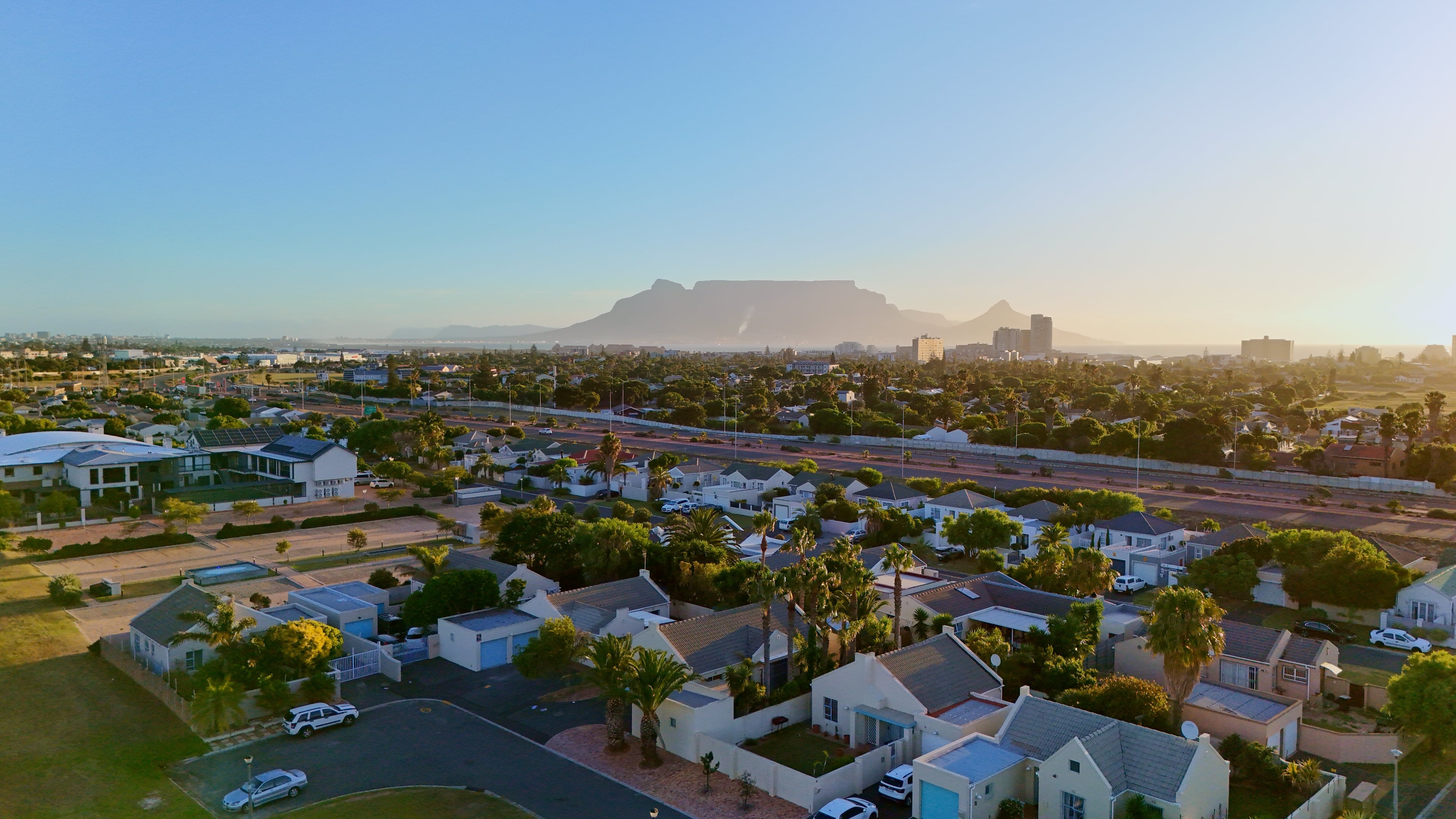 Sunningdale with Table Mountain Views